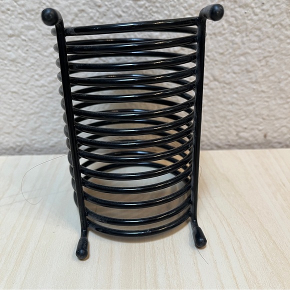 Desk Mail Organizer. Sturdy Design. Large Black. Coil with rubber feet. - Picture 4 of 5